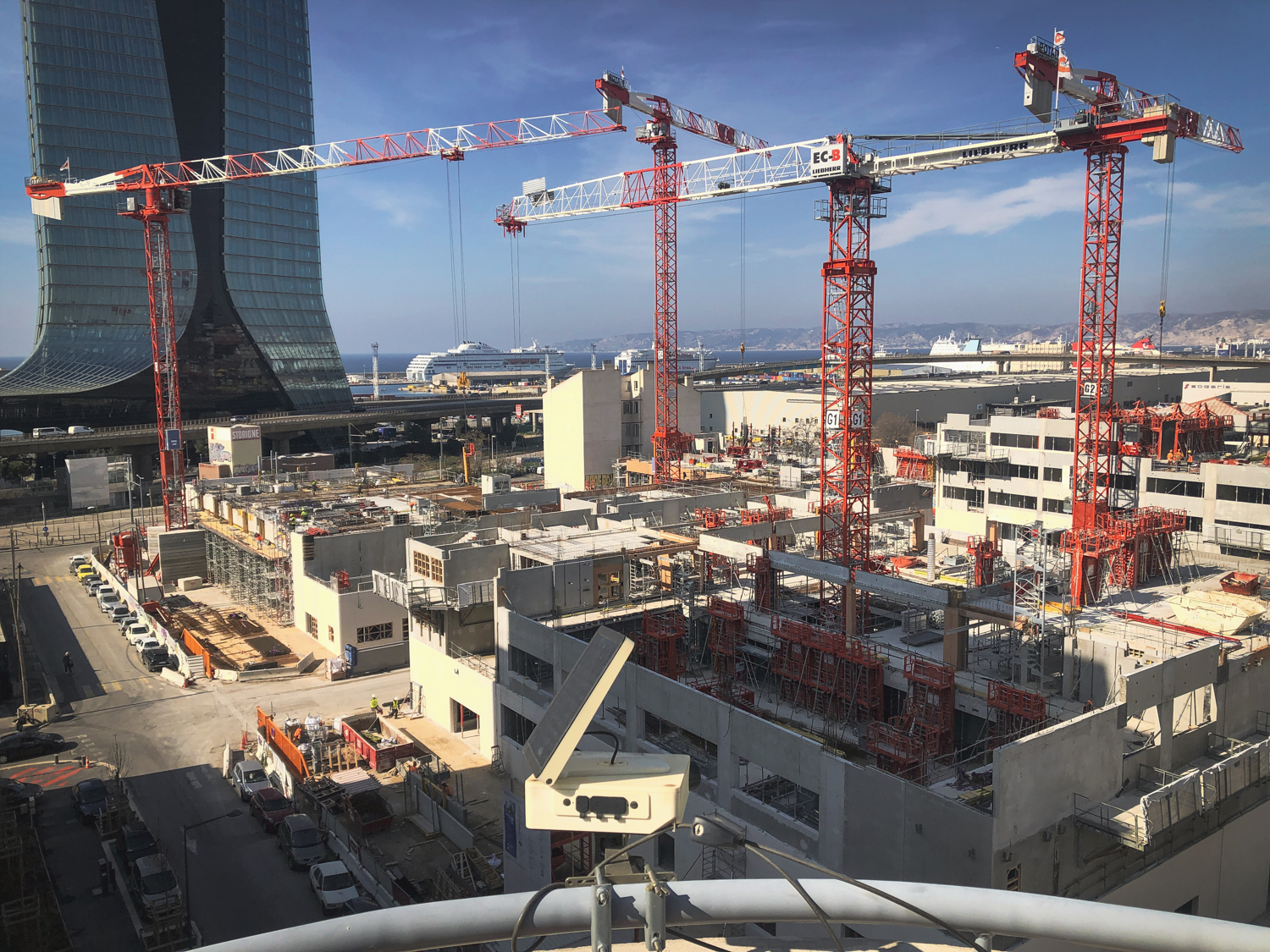 Caméra timelapse installée sur chantier — Altivue Côte d'Azur